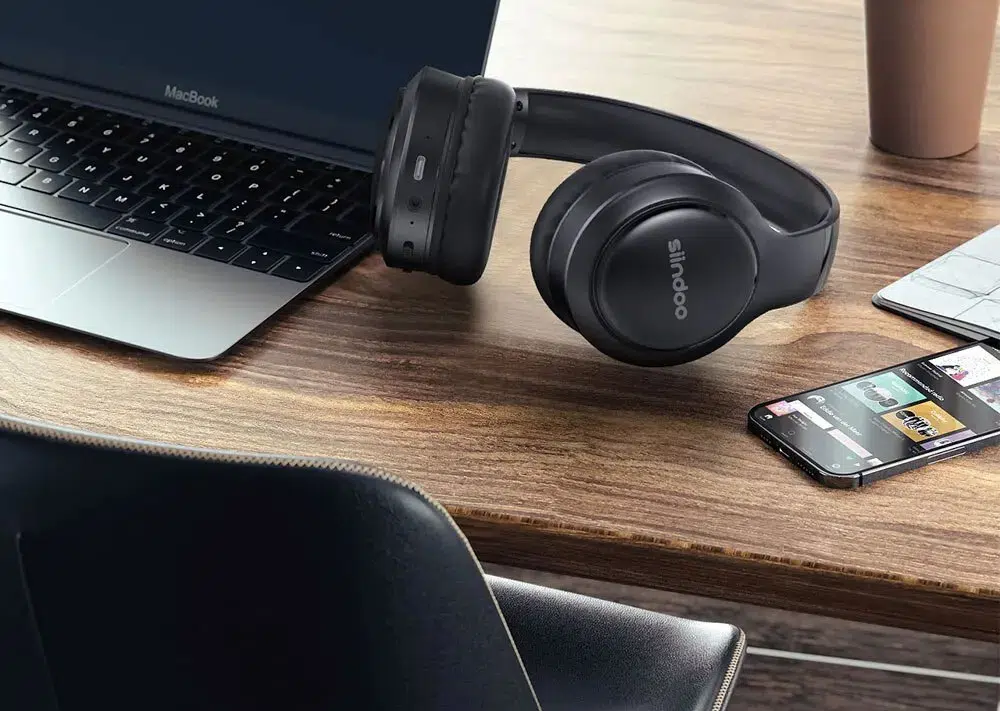 Foldable stereo earphones